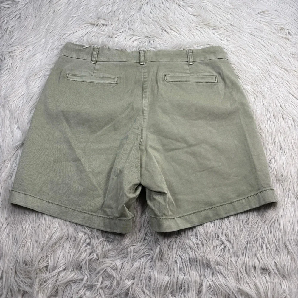 J.Crew Women's 12 GreenTwill Chino Shorts Classic Preppy Yachtcore East